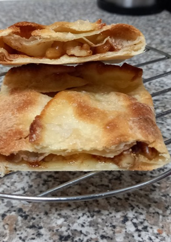 Una foto de Sequillo o farinoso de nuez, canela, azúcar y miel, Sin Gluten