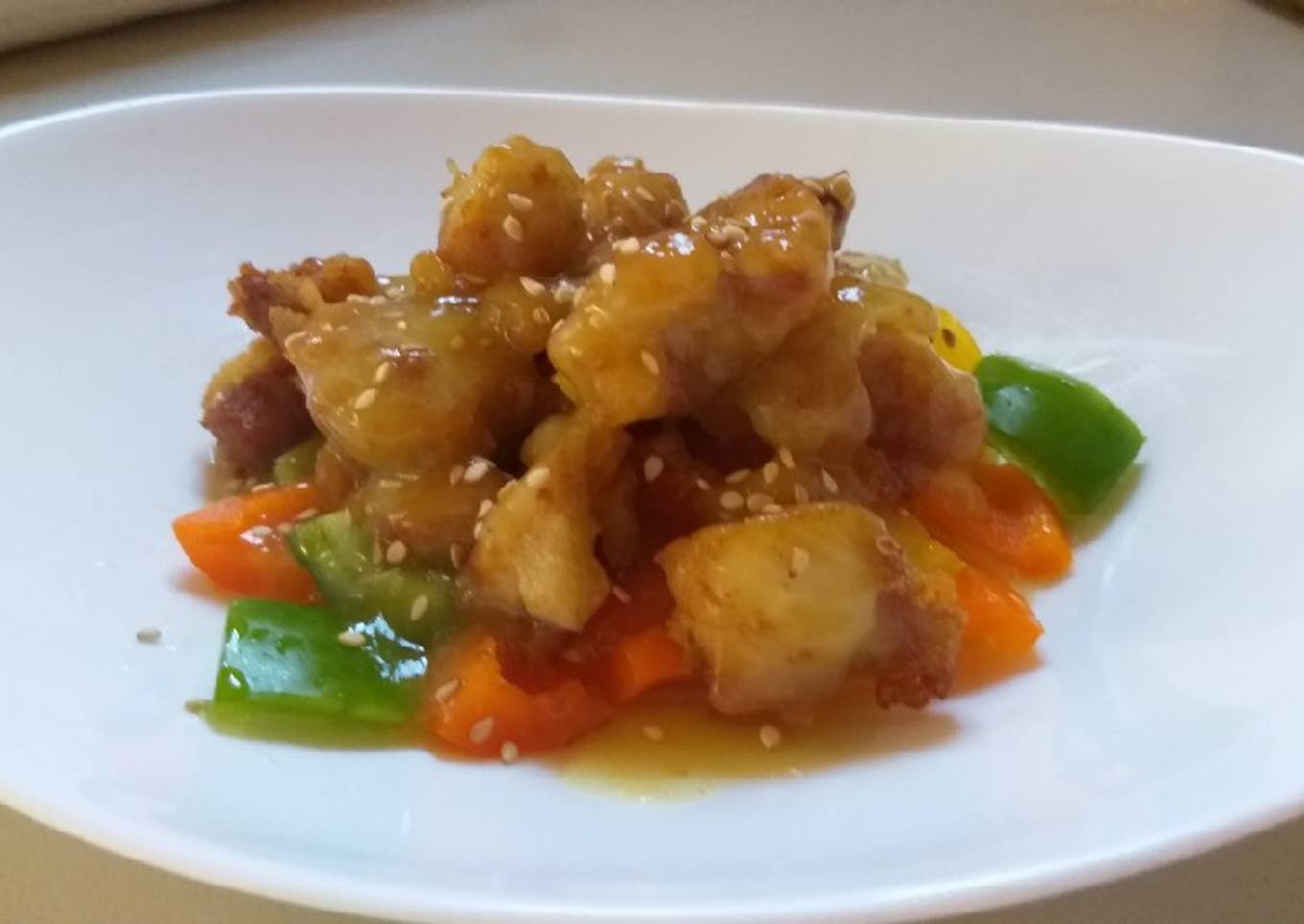Pollo rebozado en salsa agridulce de piña