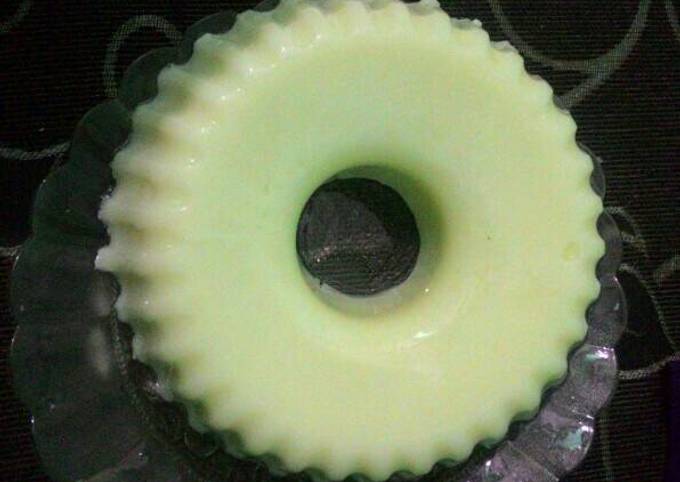 Puding susu sirup melon