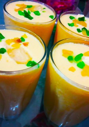 A picture of Mango shake.