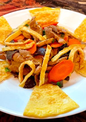 Hình của món Thịt Heo Xào Nấm.