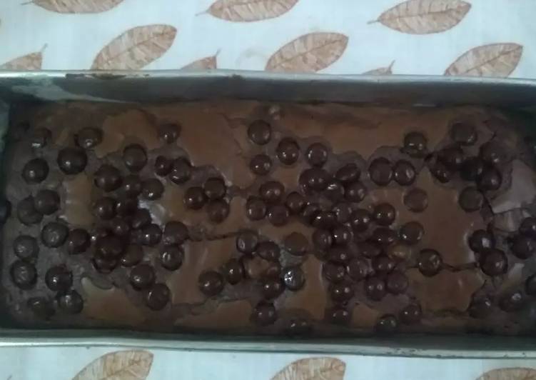 135. Brownies keluar shiny crust-nya (oven tangkring)