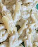 Pasta corta con queso roquefort y manchego.ॐ