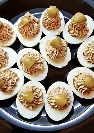 Una foto de Huevitos rellenos 🥚