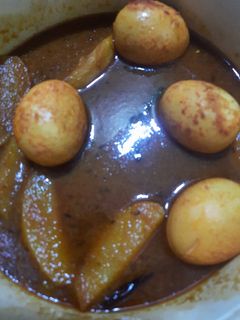 ডিমের ডালনা (dimer dalna recipe in Bengali) রেসিপির প্রধান ছবি