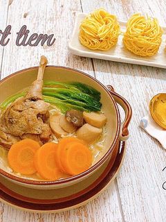 Hình của món Mì vịt tiềm cho bé.