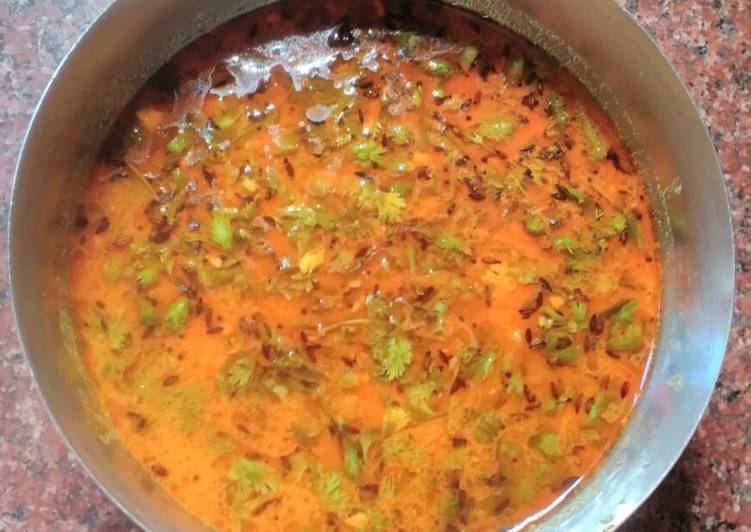 Aloo ki sabji (potato curry)