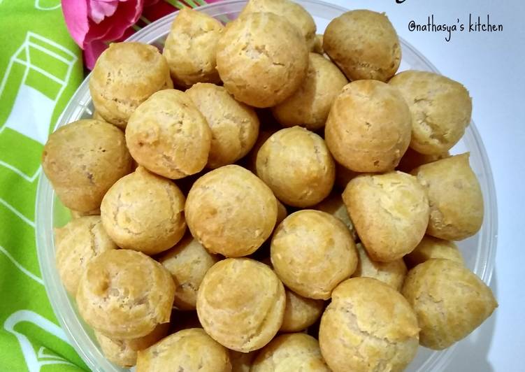 Soes Kering Keju (no mixer, no spuit)