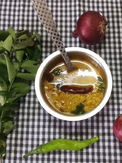 અડદની દાળ (Urad Dal Recipe In Gujarati) રેસીપી મુખ્ય ફોટો