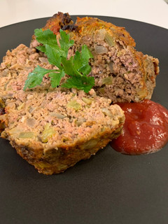 A picture of Meatloaf.