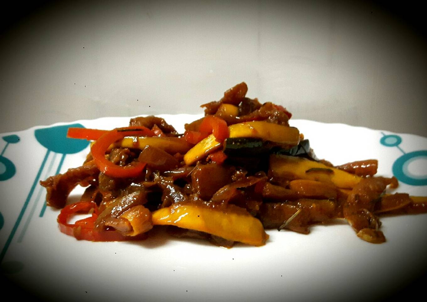 Salteado de verduras en salsa de soya (soja)