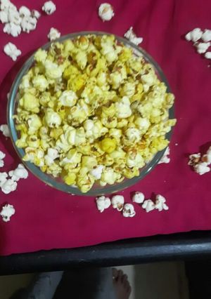 મકાઈ ની ધાણી વઘારેલી (Makai Dhani Vaghareli Recipe In Gujarati) રેસીપી મુખ્ય ફોટો