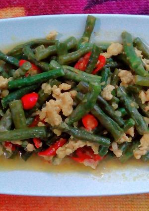 Foto resep TUMIS KACANG PANJANG BUMBU KUNING