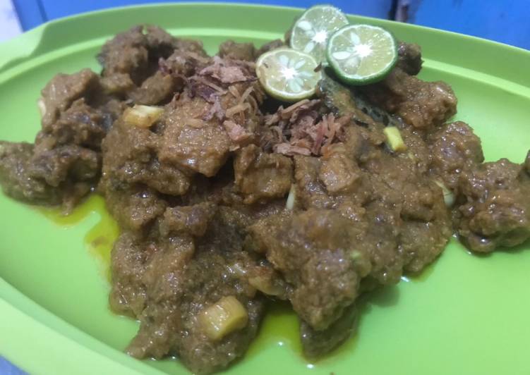 Lapis Daging Surabaya