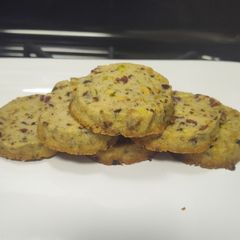 A picture of Cherry and Pistachio Shortbread Cookie.