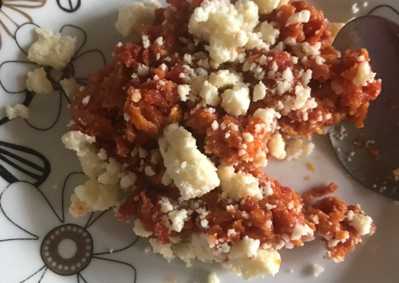 Gajer ka halwa (carrots sweet dish famous in Pakistan cook in winter)