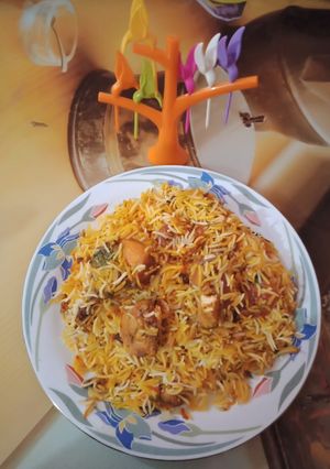 A picture of چکن بریانی.