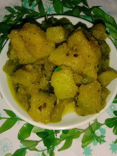 कद्दू की सब्जी (kaddu ki sabzi recipe in Hindi) रेसिपी मुख्य फोटो