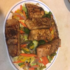 A picture of Asian Honey Soy Salmon w Steamed Vegetables.
