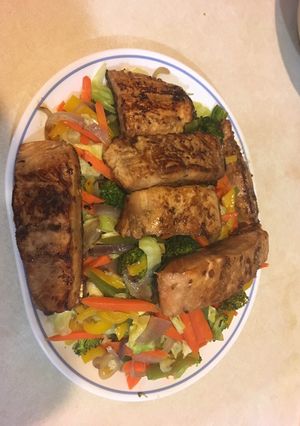 A picture of Asian Honey Soy Salmon w Steamed Vegetables.