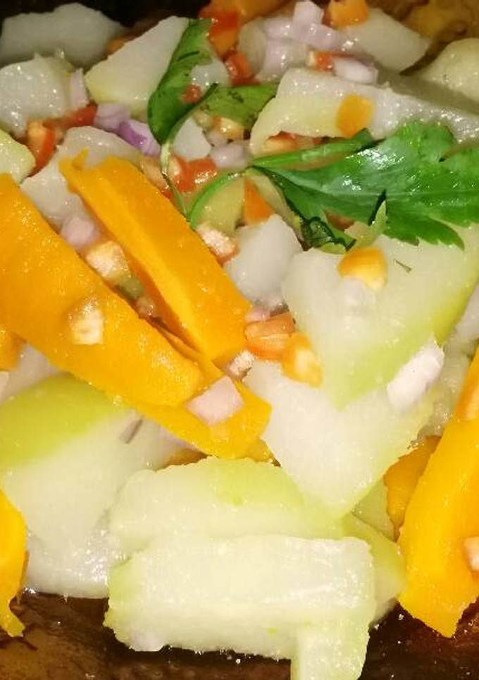 Una foto de Ensalada de tayota y zanahoria