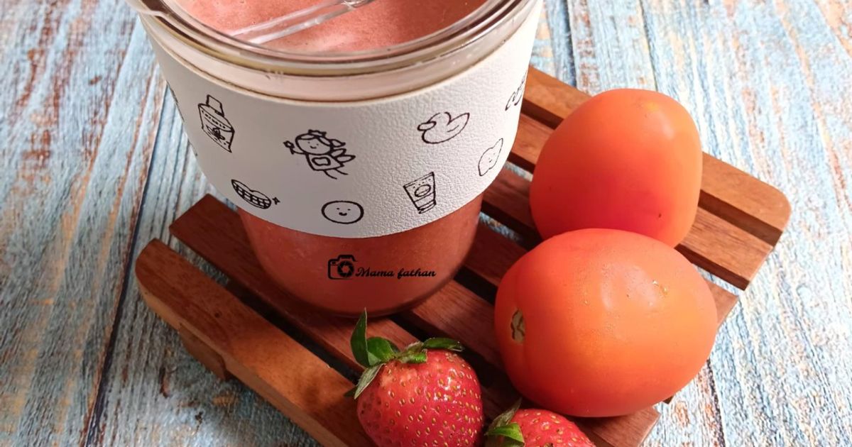 Jus tomat stroberi