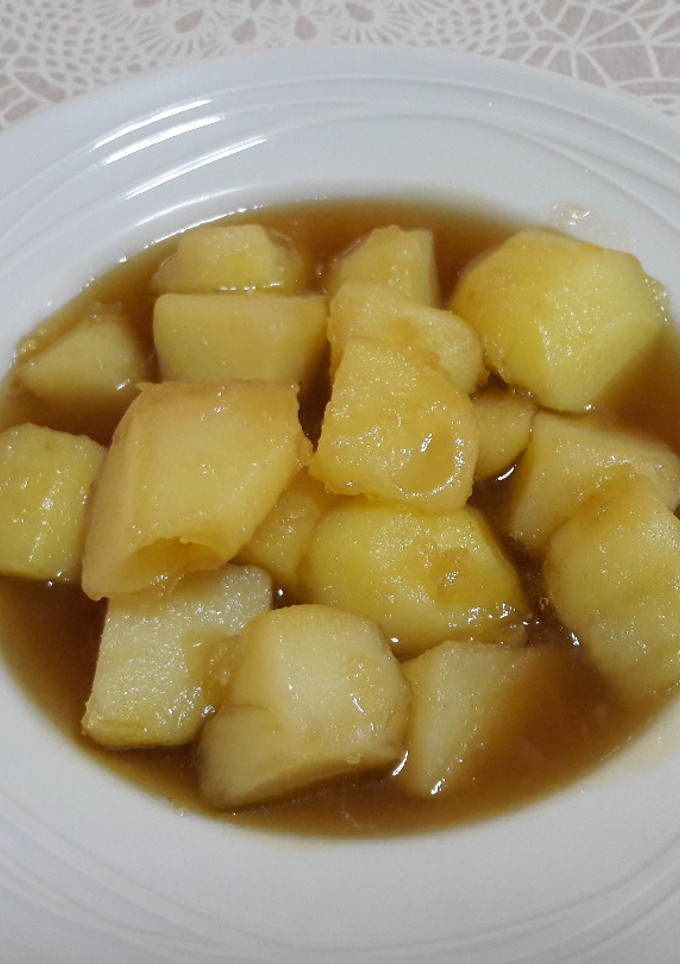 Una foto de 🇮🇸"Guarnición islandesa" de patatas caramelizadas vegana 🥔