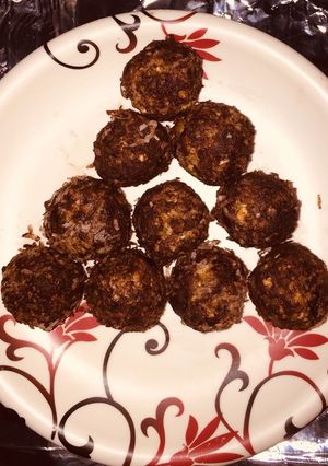 A picture of Choco nutty balls.