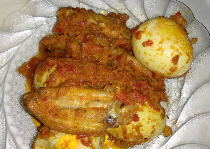 Telor Dan sayap ayam balado