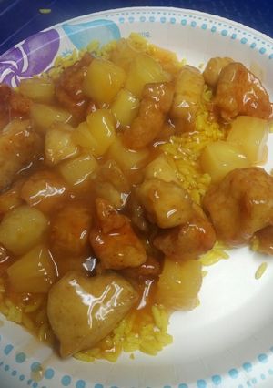 A picture of Pineapple Chicken the one Aryca likes.