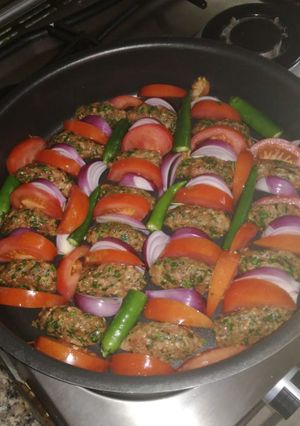 صورة لوصفة كفتة اللحم بالخضار المدخنة