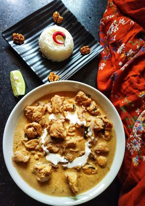 ওয়ালনাট চিকেন রেসিপির প্রধান ছবি