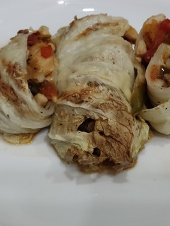 Una foto de Rollitos de col china con fajitas de pechuga de pollo