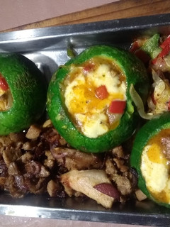 Una foto de Zapallito relleno con verduras y carne. Súper fácil y rápido ✴🔝