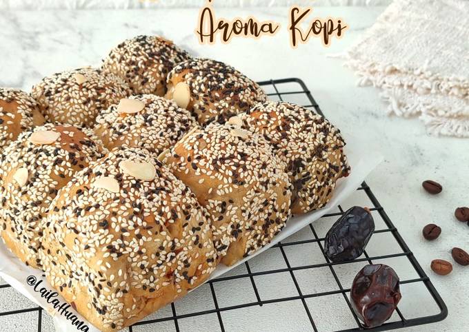 Печенье куриная рецепты с фото Resep Roti Kurma Almond Aroma Kopi oleh Laila_Huang - Cookpad