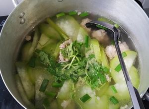 Hình của món Canh bí đao nấu thịt bằm.