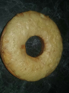 Una foto de Bizcochuelo de limón con base de dulce de leche