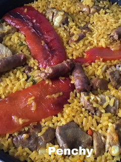 Una foto de Arroz con embutido de mi tierra (Cartagena)