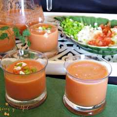 Una foto de Gazpacho andaluz bebible