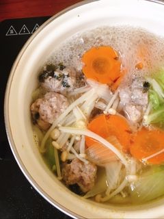 รูปของ ต้มจืดหมูเด้งสาหร่าย