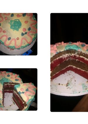 A picture of Red Velvet and chocolate cake.