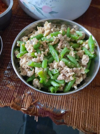 Langkah Gampang Menyiapkan Resep  Tumis buncis telur daging yang Bisa Manjain Lidah, Enak Banget