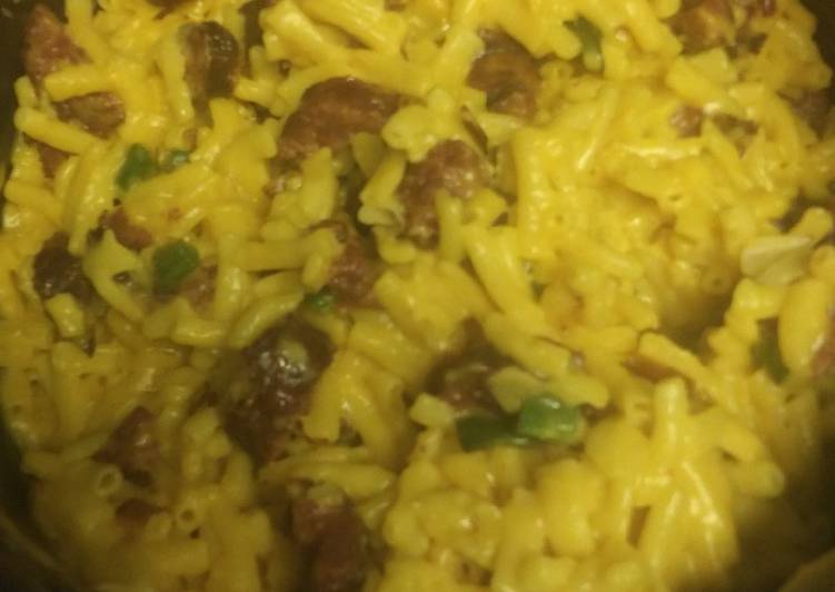 Steps to Prepare Super Quick Homemade Cheesy jalepeno mac and cheese with deer sausage