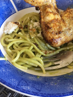 Una foto de Spaghetti verde