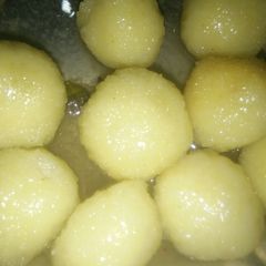 A picture of Rasgulla.
