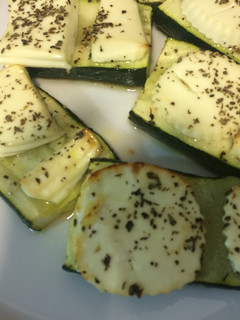 Una foto de Calabacines gratinados light