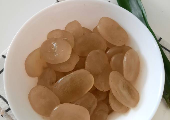 Manisan kolang kaling pake daun suji dan pandan