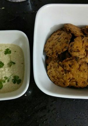 A picture of Maddur vada.