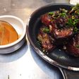 Huesos de Cerdo Ahumados con Sofrito Thai!
