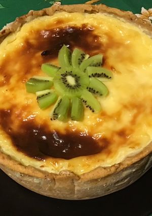 Une photo de Flan pâtissier kiwis et vanille (pâte brisée épeautre et sarrasin)